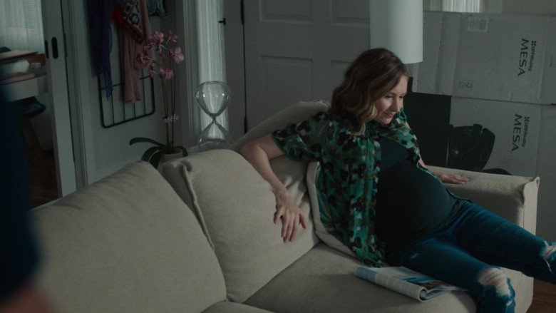 UPPAbaby Mesa Car Seat Boxes in This Is Us S05E05 (3)