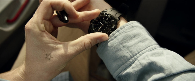 Victorinox Men's Watch of Alexander Dreymon as Jackson in Horizon Line Movie (1)