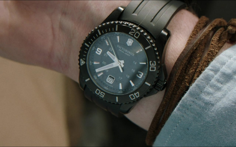Victorinox Men's Watch of Alexander Dreymon as Jackson in Horizon Line Movie (2)