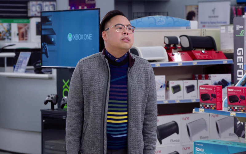 Xbox One, Nyne Speakers, Nvidia GeForce, Roku in Superstore S06E05