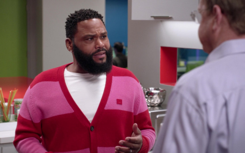 Acne Studios Men’s Cardigan of Anthony Anderson as Dre in Black-ish S07E10 "What About Gary?" (2021)
