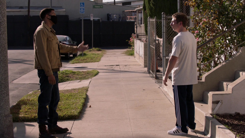 Adidas Men’s Sneakers Worn by Jeremy Allen White as Philip ‘Lip’ Gallagher in Shameless S11E05 Slaughter (2021)