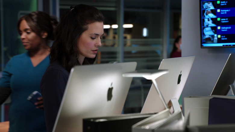 Apple iMac All-In-One Computers in Chicago Med S06E05 (1)