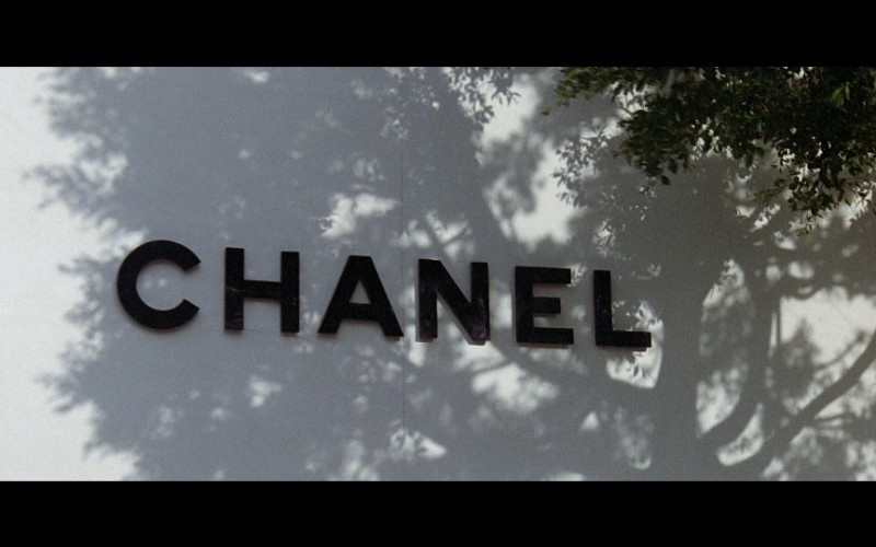 Chanel Boutique Sign in Beverly Hills Cop 2 (1987)