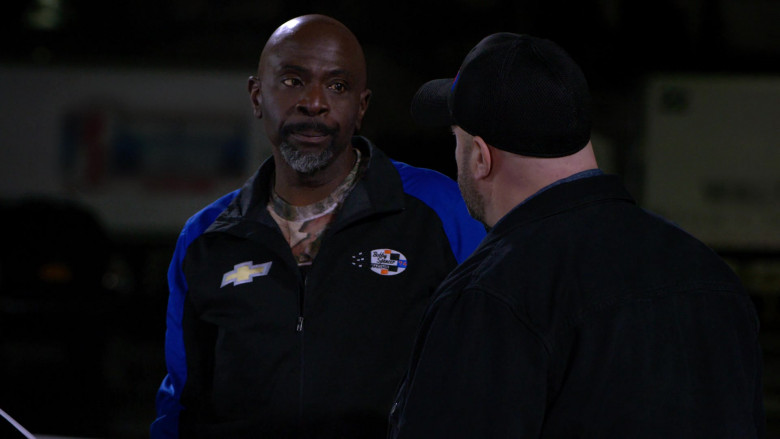 Chevrolet Logo Jacket of Gary Anthony Williams as Chuck in The Crew S01E01