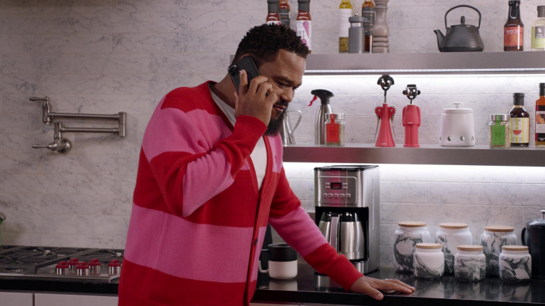 Cuisinart Coffee Machine in Black-ish S07E10 What About Gary (2021)