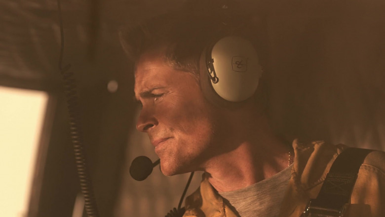 David Clark Headset of Rob Lowe as Owen Strand in 9-1-1 Lone Star S02E03 Hold the Line (2021)