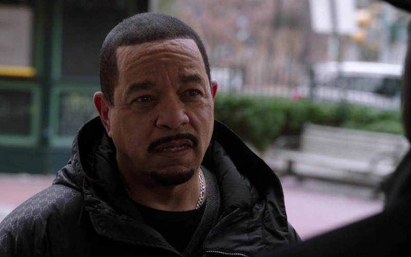Gucci Men's Jacket Outfit of Ice-T as Odafin ‘Fin' Tutuola in Law & Order SVU S22E07 (3)