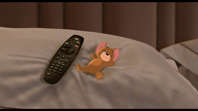 LG TV Remote in Tom and Jerry (2)