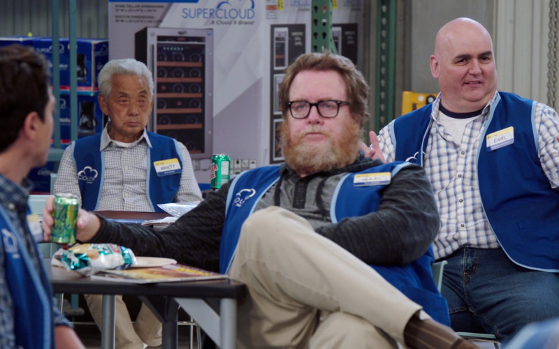LaCroix Drink Enjoyed by Steve Agee as Isaac in Superstore S06E08 Ground Rules (2021)