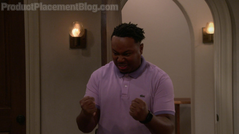 Lacoste Men's Polo Shirt of Marcel Spears as Marty Butler in The Neighborhood S03E09 Welcome to the Shakedown (2021)