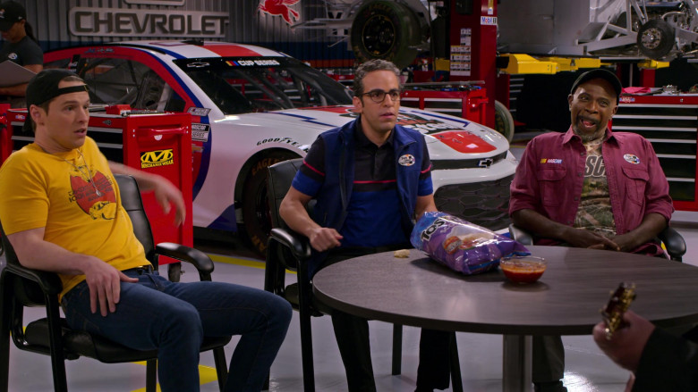 Mechanix Wear Sticker, Chevrolet Car and Tostitos Chips in The Crew S01E09