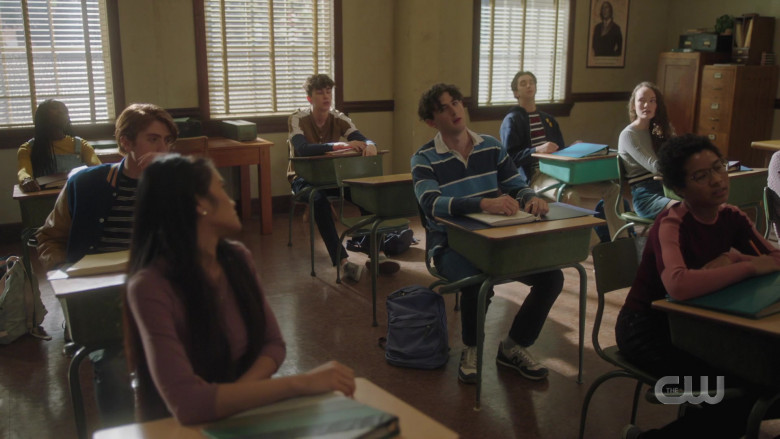 New Balance Men's Sneakers in Riverdale S05E06 Chapter Eighty-Two Back to School (2021)