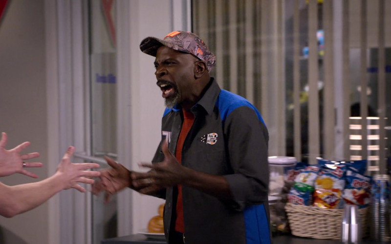 New Era Cap of Gary Anthony Williams as Chuck in The Crew S01E05 Your Face Is A Baby (2021)