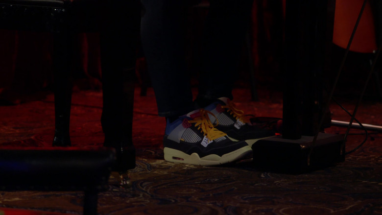 Nike Jordan Brand Union 4's Shoes in Call Me Kat S01E09 (3)