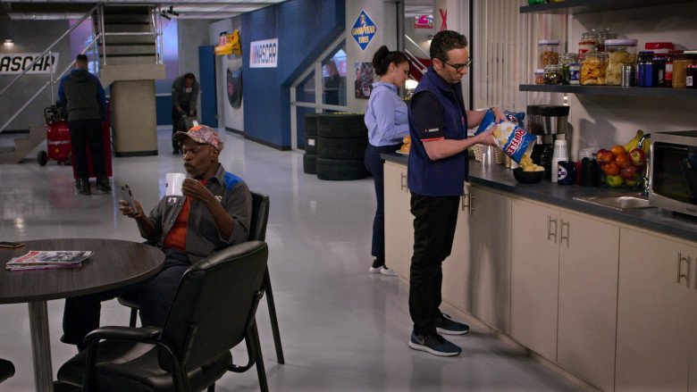 Nike Men's Sneakers of Dan Ahdoot as Amir and Ruffles Chips in The Crew S01E05