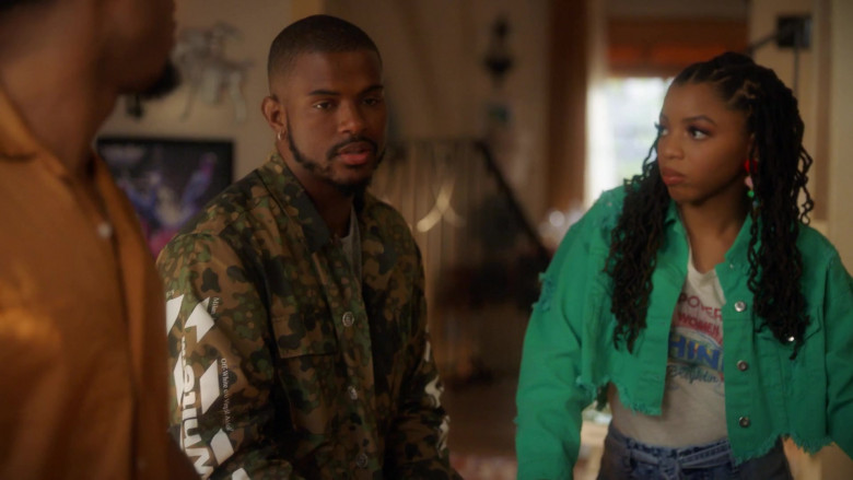 Off-White Men’s Camo Jacket in Grown-ish S03E14 (3)