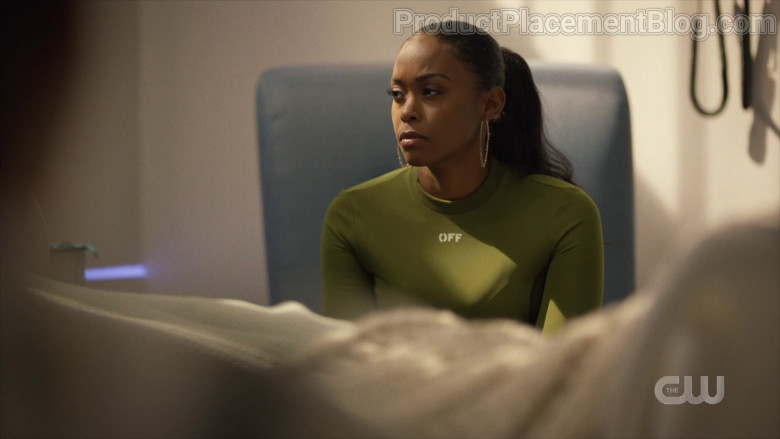 Off-White Women's Green Top of Nafessa Williams as Anissa Peirce in Black Lightning S04E01 (1)