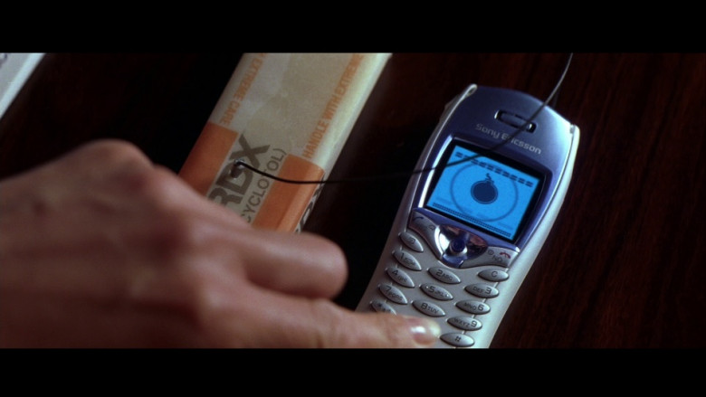 Sony Ericsson T68i Cell Phone in Die Another Day (2002)