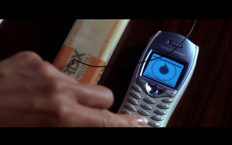 Sony Ericsson T68i Cell Phone in Die Another Day (2002)