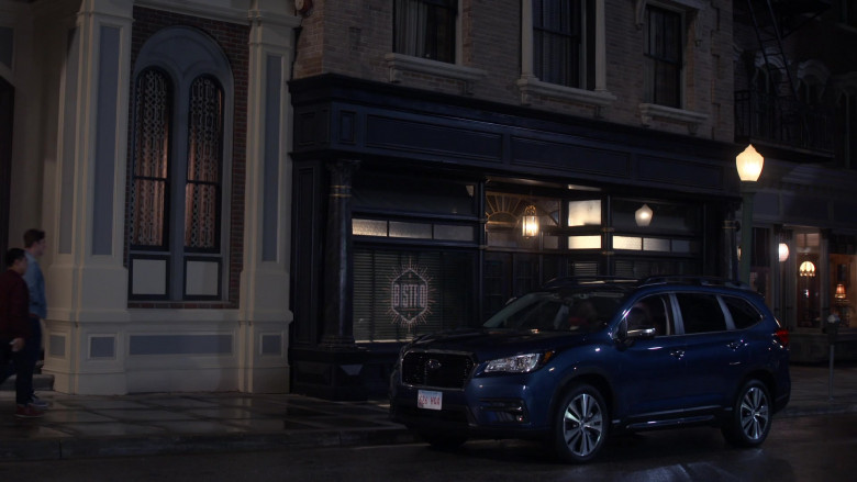 Subaru Ascent Blue Car in Punky Brewster S01E02 TV Show (1)