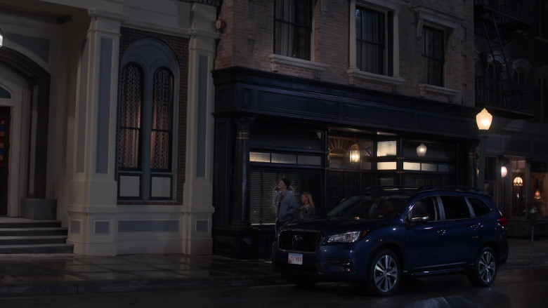 Subaru Ascent Blue Car in Punky Brewster S01E02 TV Show (3)