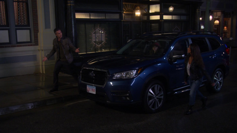 Subaru Ascent Blue Car in Punky Brewster S01E02 TV Show (4)