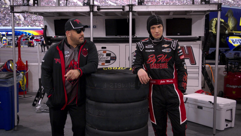 Sunoco, Goodyear Tires and Snap-on in The Crew S01E01