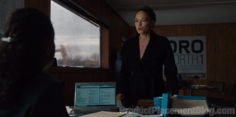 Toshiba Laptop in Burden of Truth S04E03 From Out The Gloomy Rack (2021)