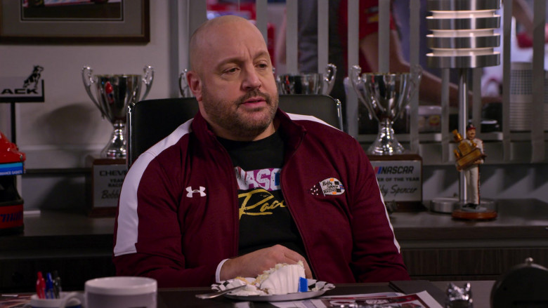 Under Armour Jacket Worn by Kevin James as Kevin Gibson in The Crew S01E01 (3)