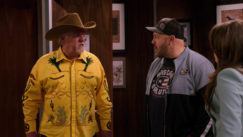 Under Armour Jacket Worn by Kevin James as Kevin Gibson in The Crew S01E05 (3)