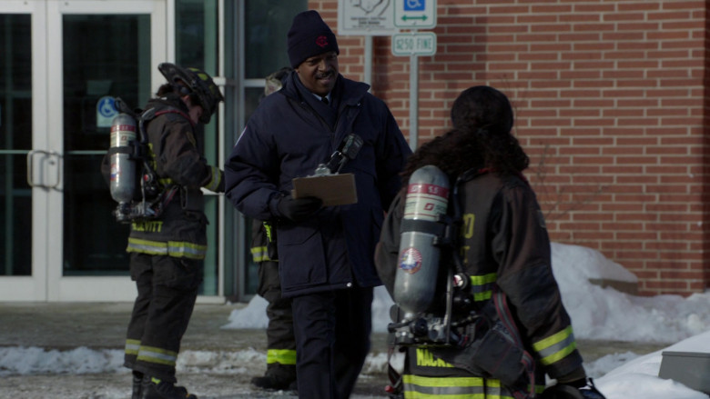 3M Scott Air-Pak SCBA open-circuit self-contained breathing apparatus Used by Cast Members in Chicago Fire S09E09 TV Show (1)