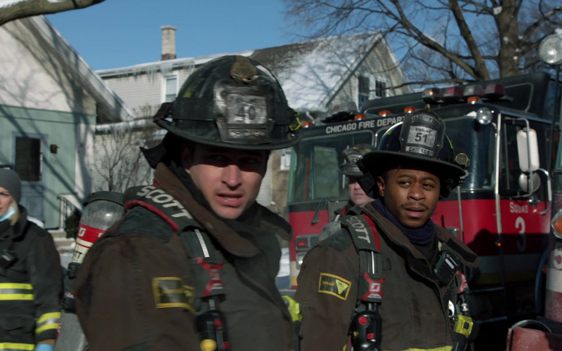 3M Scott Air-Pak SCBA open-circuit self-contained breathing apparatus in Chicago Fire S09E08 (1)