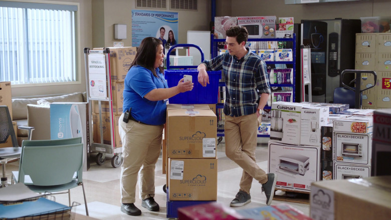 4Moms, Cottonelle, Scott, Quilted Northern, Cuisinart, Black + Decker and Apple iPhone of Kaliko Kauahi as Sandra Kaluiokalani in Superstore S06E13 Lowell Anderson (2021)