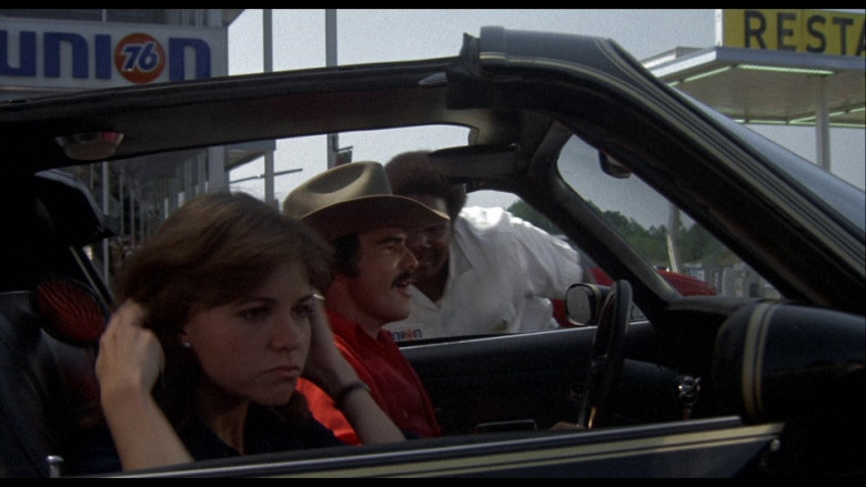 76 Gas Stations in Smokey and the Bandit (1977)