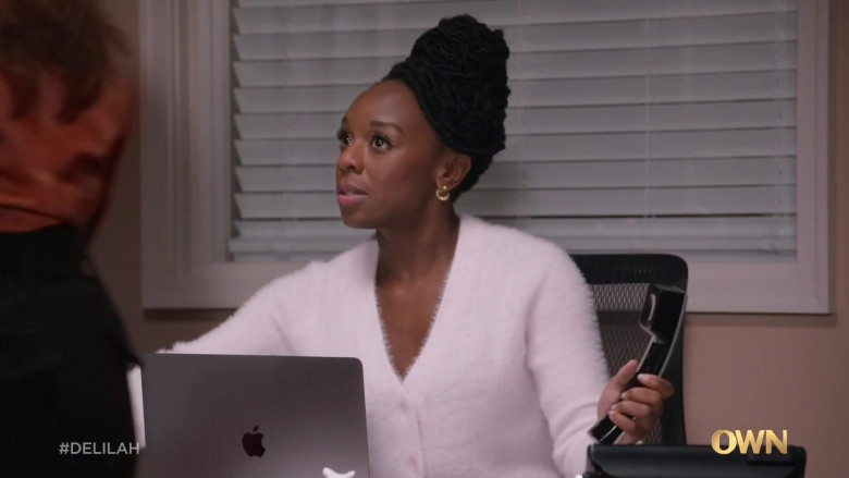 Apple MacBook Laptop Used by Ozioma Akagha as Harper Omereoha in Delilah S01E03 TV Show