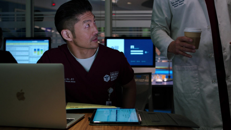 Apple MacBook Laptop of Cast Member Brian Tee as LCDR Dr. Ethan Choi in Chicago Med S06E09 TV Show