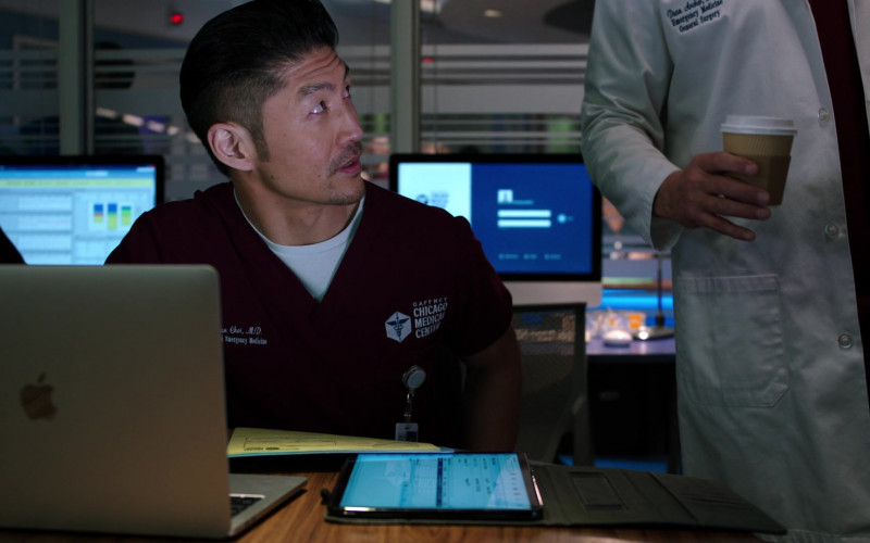 Apple MacBook Laptop of Cast Member Brian Tee as LCDR Dr. Ethan Choi in Chicago Med S06E09 TV Show