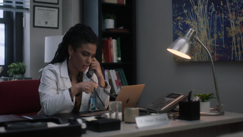 Apple MacBook Laptop of Cast Member Freema Agyeman as Dr. Helen Sharpe in New Amsterdam S03E04 This Is All I Need (2021)