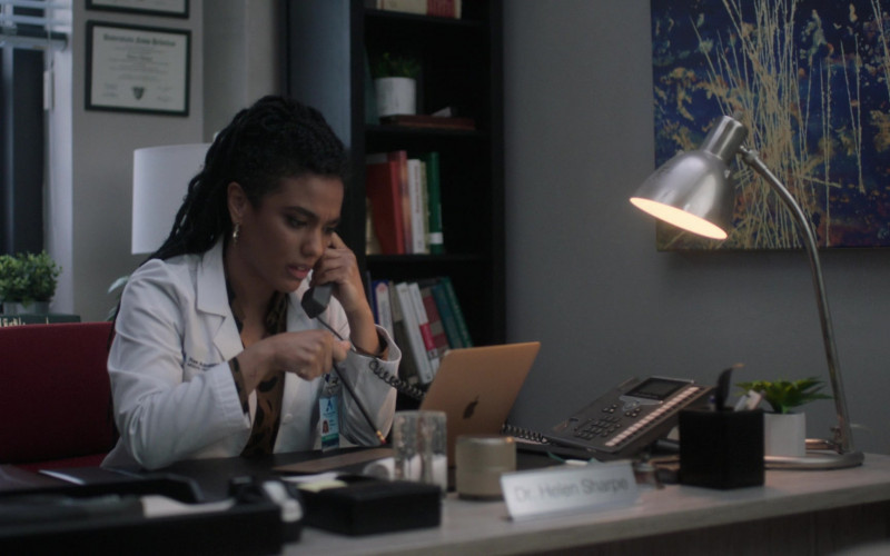 Apple MacBook Laptop of Cast Member Freema Agyeman as Dr. Helen Sharpe in New Amsterdam S03E04 This Is All I Need (2021)