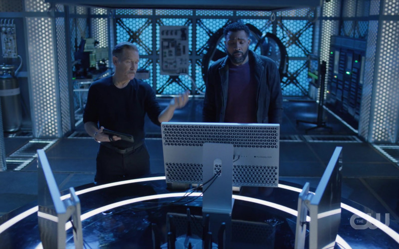 Apple Pro Display XDR Computer Monitors in Black Lightning S04E06 TV Show (1)
