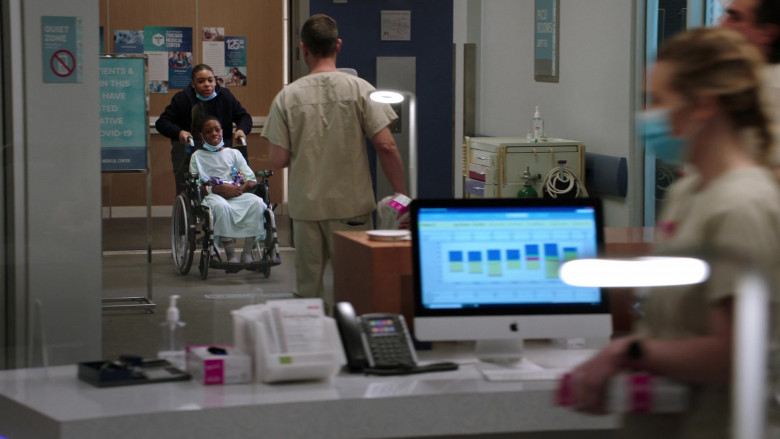 Apple iMac Computers in Chicago Med S06E08 (1)