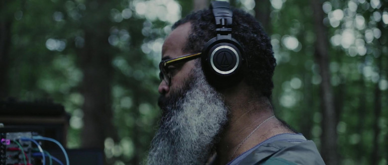 Audio-Technica Headphones of Cast Member Kyp Malone as Jamal in Doors 2021 Movie (1)
