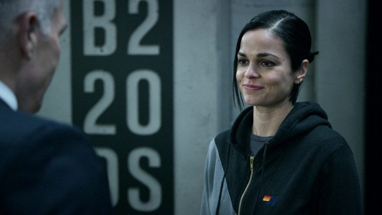 Aviator Nation Women's Hoodie Outfit of Lina Esco as Officer III Christina Alonso in S.W.A.T. S04E10 TV Show (4)