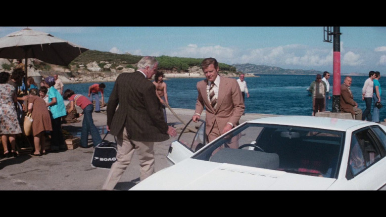 British Overseas Airways Corporation (BOAC) Airline Bag in The Spy Who Loved Me (1977)