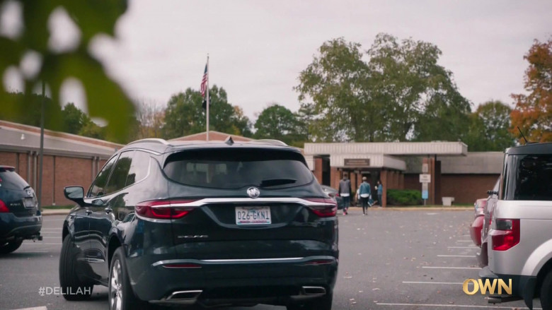 Buick Enclave Car in Delilah S01E04 Andre (2021)