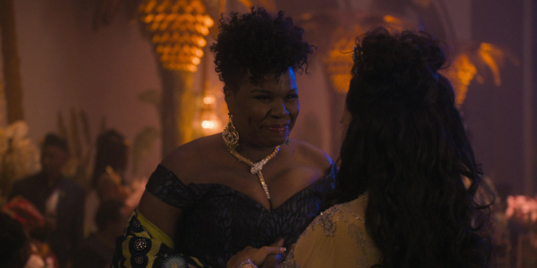 Bulgari Serpent-Shaped Necklace of Leslie Jones as Mary Junson in Coming 2 America Movie (3)