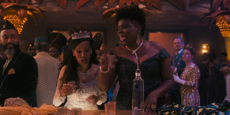 Ciroc Vodka Enjoyed by Shari Headley as Queen Lisa Joffer & Leslie Jones as Mary Junson in Coming 2 America Movie (1)