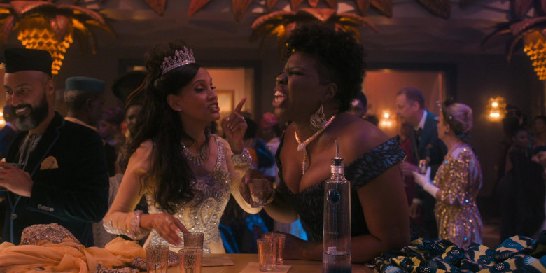 Ciroc Vodka Enjoyed by Shari Headley as Queen Lisa Joffer & Leslie Jones as Mary Junson in Coming 2 America Movie (2)