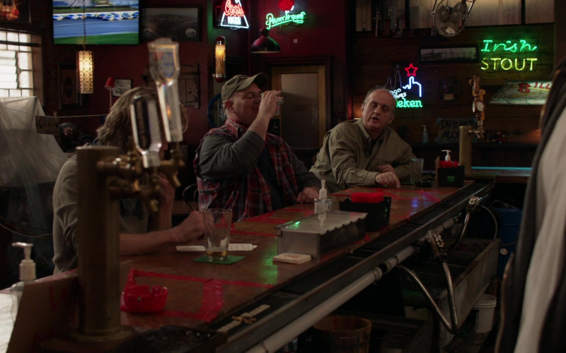 Coors Light Beer Sign in Shameless S11E08 Cancelled (2021)